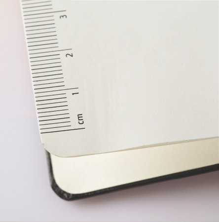 detail Kvalitní zápisník 9,5x12,8cm, Kompagnon černý, čistý