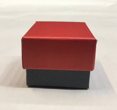 Dárková krabička 6x6x4cm, červená/šedá